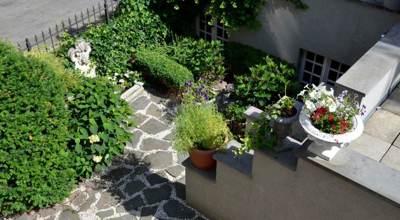 Villa Le Petit Maur Spa Exterior foto